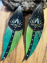 Load image into Gallery viewer, Leather feather earrings
