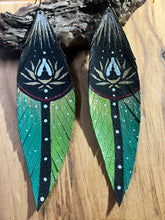 Load image into Gallery viewer, Leather feather earrings
