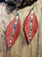 Load image into Gallery viewer, Leather feather earrings
