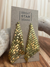 Load image into Gallery viewer, Gold chain
