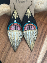 Load image into Gallery viewer, Leather earrings
