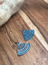 Load image into Gallery viewer, Blue Fans
