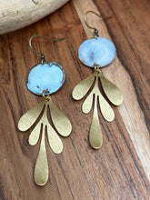 Load image into Gallery viewer, White &amp; Gold Leafs
