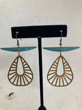 Load image into Gallery viewer, PATINA EARRINGS

